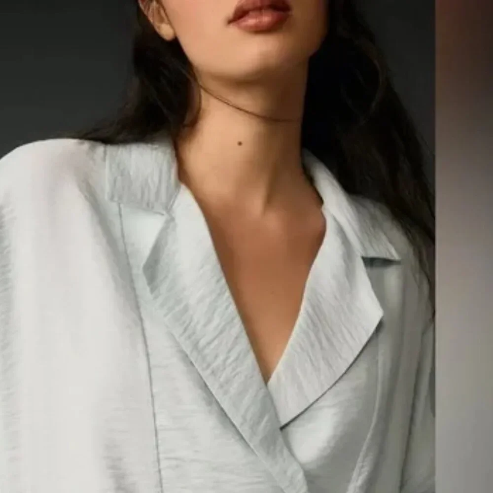 Oversized Dylon Short-Sleeve Wide Placket Top for Anthropologie - Picture 2 of 9